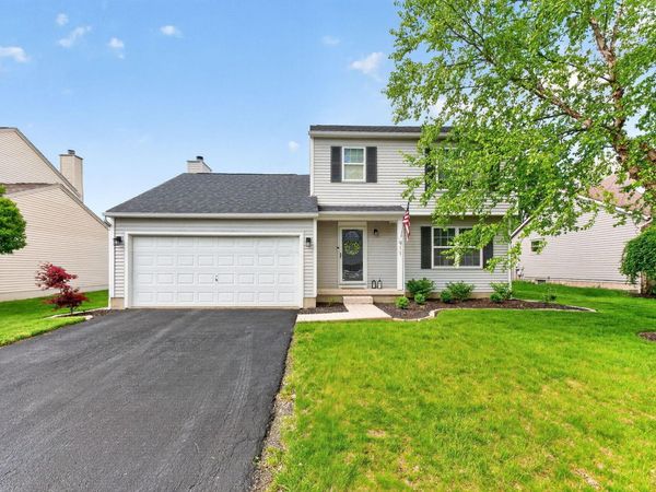 911 Wallace Drive , Delaware, OH 43015