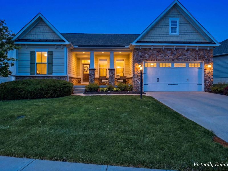 6160 Tournament Drive, Westerville, OH 43082 Photo 2
