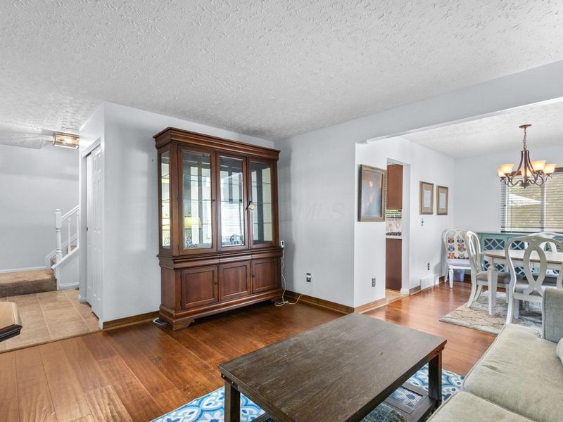 5587 Coogan Place , Dublin, OH 43016 Photo 4