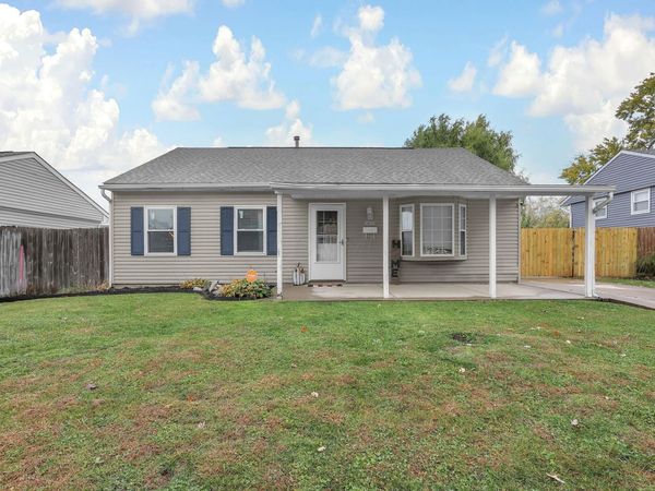 4990 Root Place , Columbus, OH 43207
