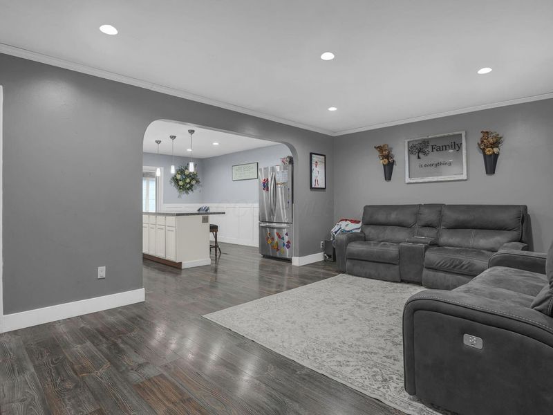4990 Root Place , Columbus, OH 43207 Photo 7