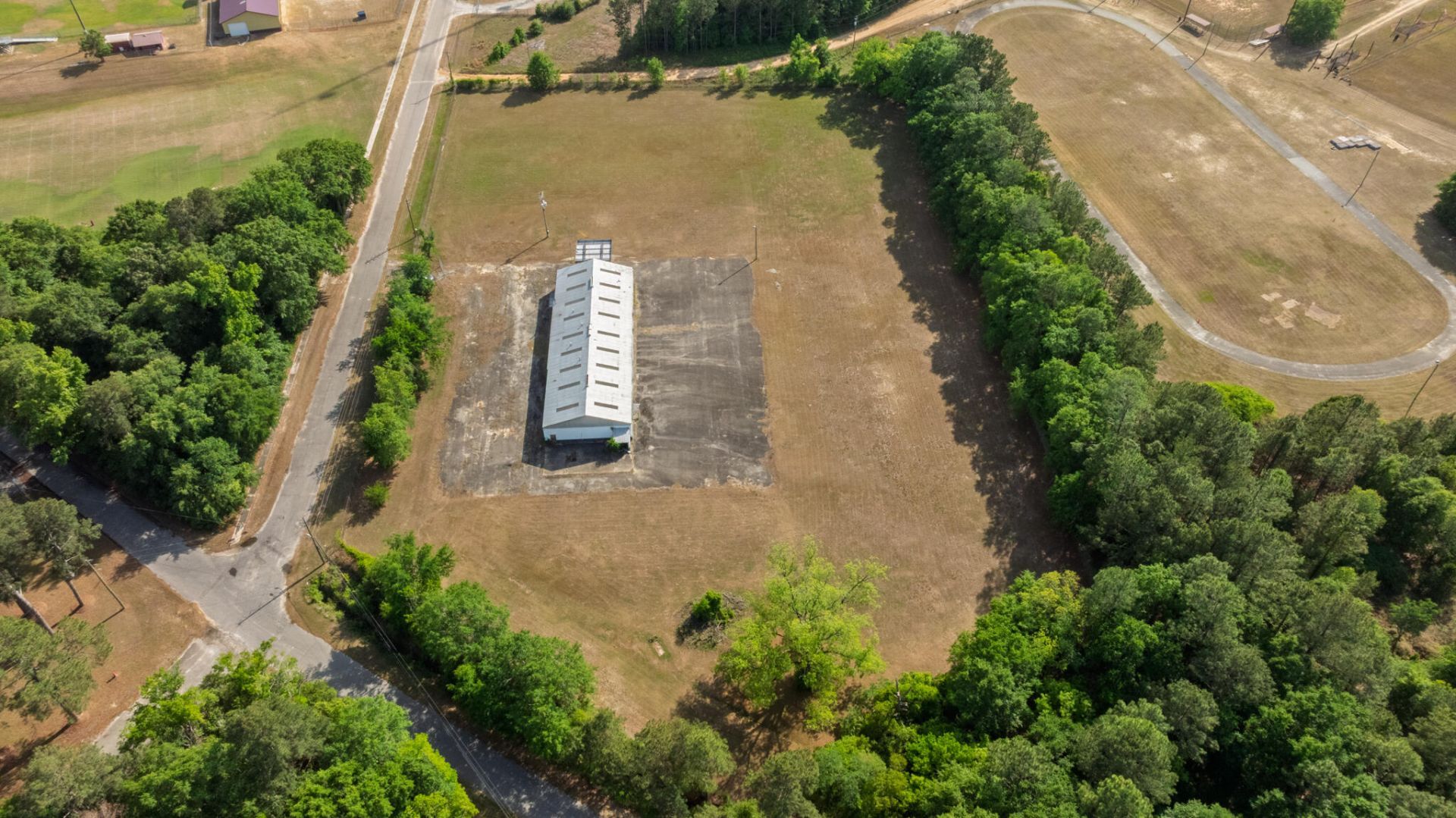 565 State Road S-6-459 Photo 4