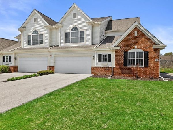 W205N16507 Cranberry Creek LANE, Jackson, WI 53037