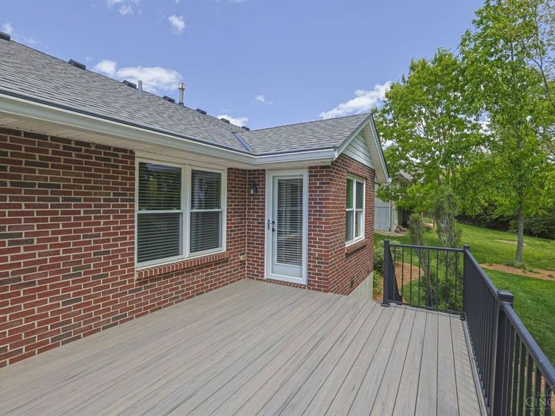 1883 Wagon Wheel Drive, Ross Twp, OH 45013 Photo 16