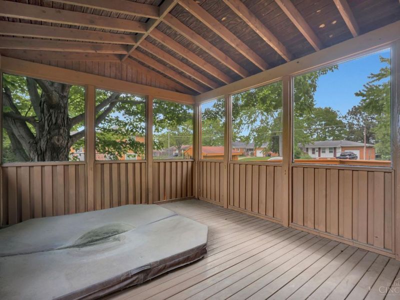 702 W Sharon Road, Forest Park, OH 45240 Photo 39