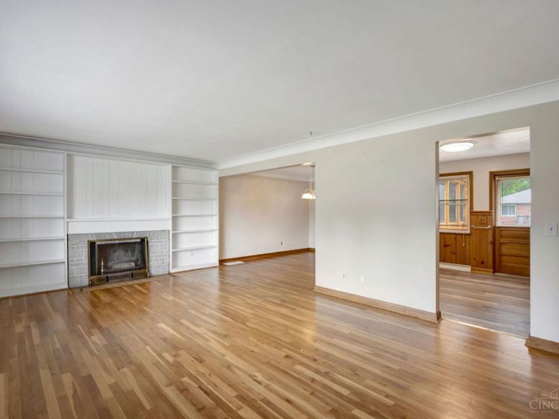 702 W Sharon Road, Forest Park, OH 45240 Photo 7