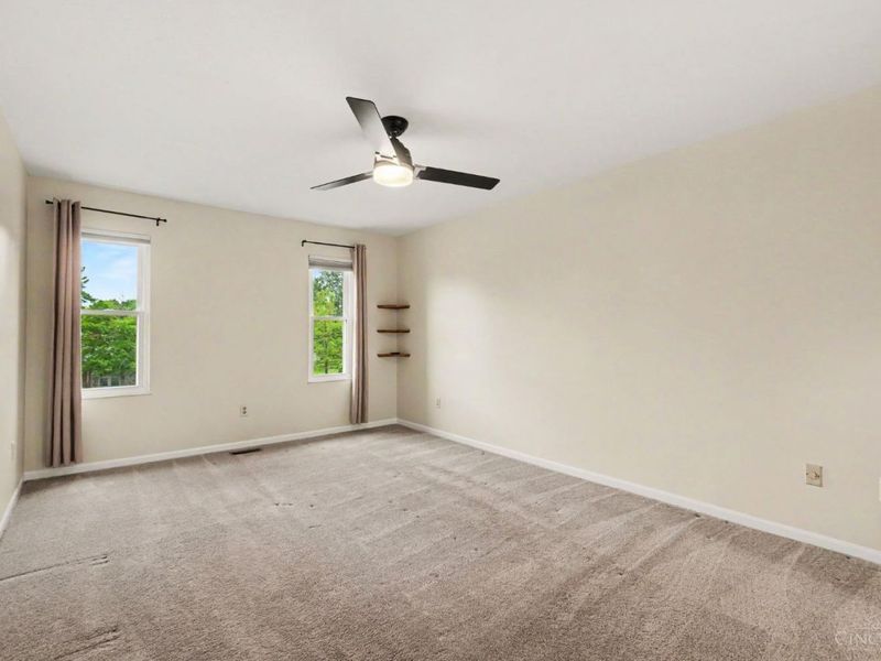 7594 Cinnamon Woods Drive, West Chester, OH 45069 Photo 12