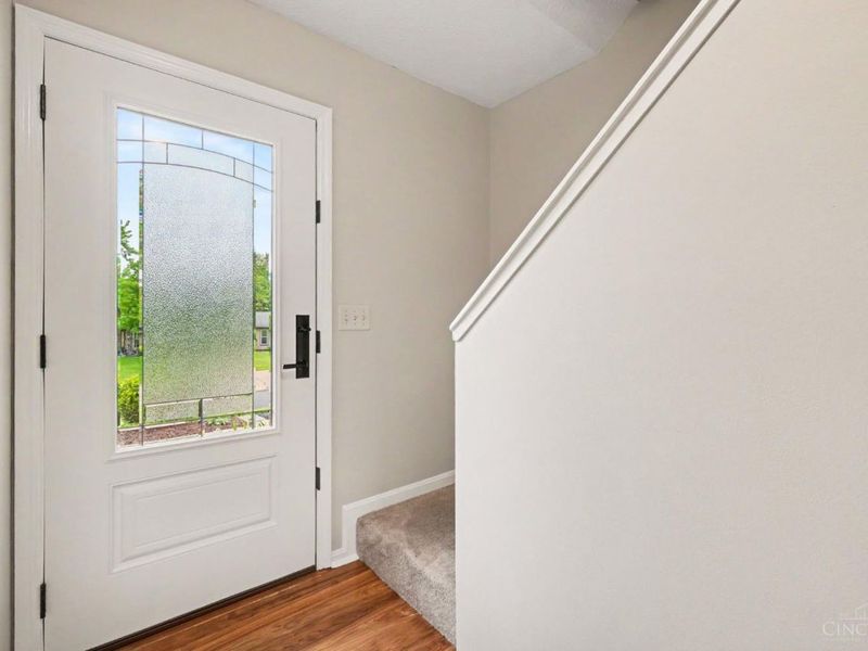 7594 Cinnamon Woods Drive, West Chester, OH 45069 Photo 2