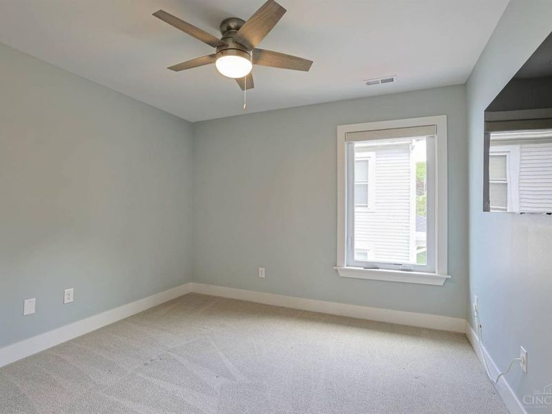 3518 Kroger Avenue, Cincinnati, OH 45226 Photo 37