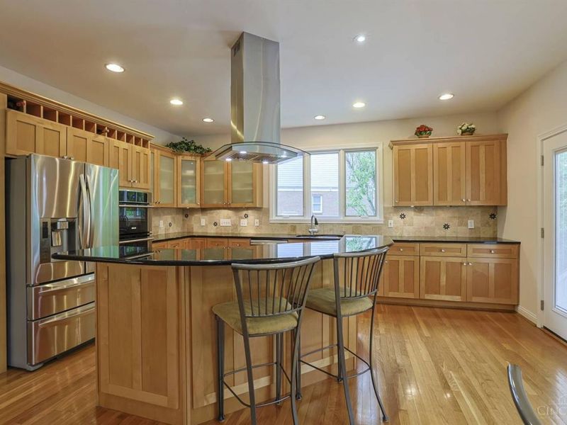 10706 Woodgate Lane, Montgomery, OH 45242 Photo 7
