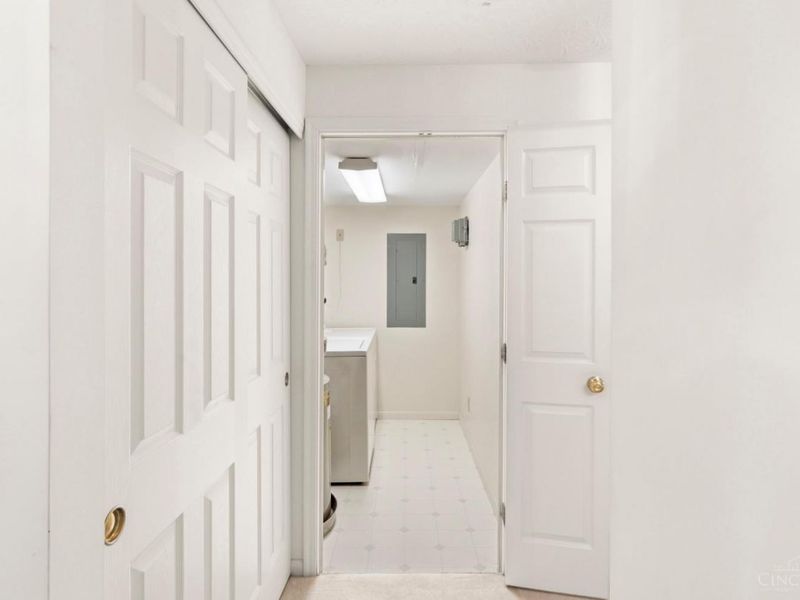 5892 Stonebridge Circle, Unit 202, Miami Twp, OH 45150 Photo 14