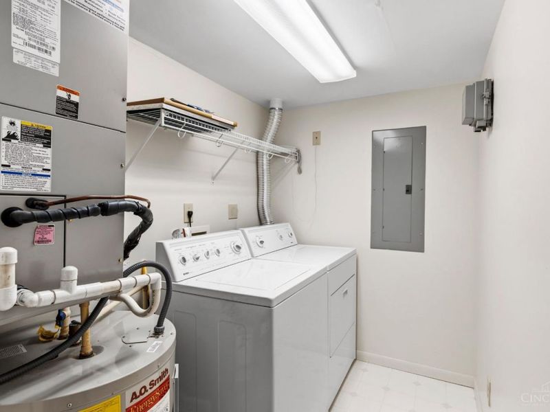 5892 Stonebridge Circle, Unit 202, Miami Twp, OH 45150 Photo 15