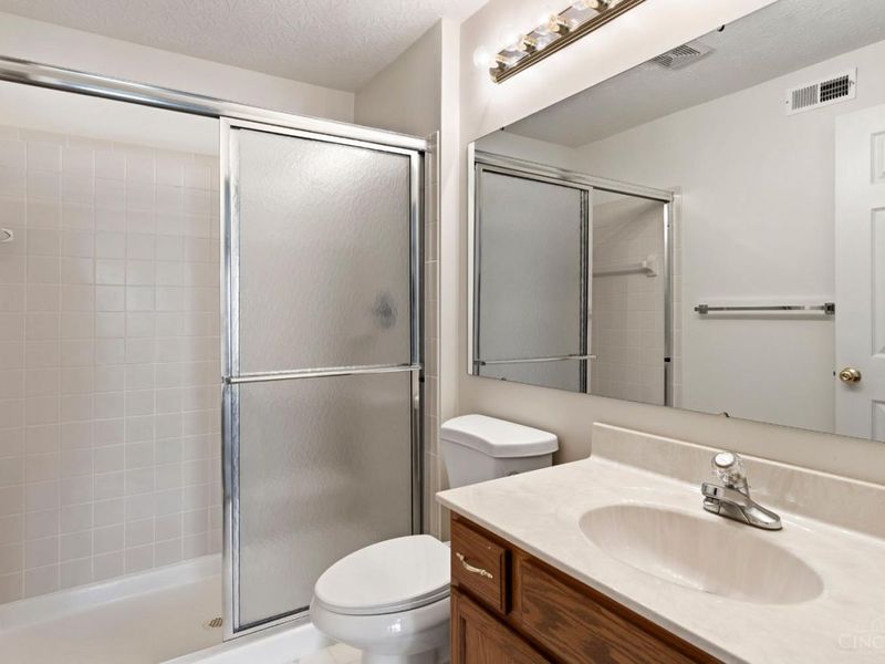 5892 Stonebridge Circle, Unit 202, Miami Twp, OH 45150 Photo 25