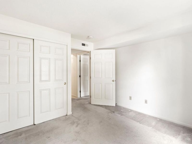 5892 Stonebridge Circle, Unit 202, Miami Twp, OH 45150 Photo 28