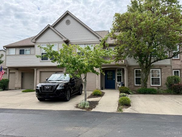 9941 Edgewood Lane, Unit 12B, Sharonville, OH 45241