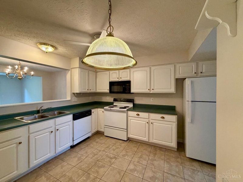 9941 Edgewood Lane, Unit 12B, Sharonville, OH 45241 Photo 23