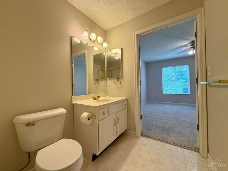 9941 Edgewood Lane, Unit 12B, Sharonville, OH 45241 Photo 29