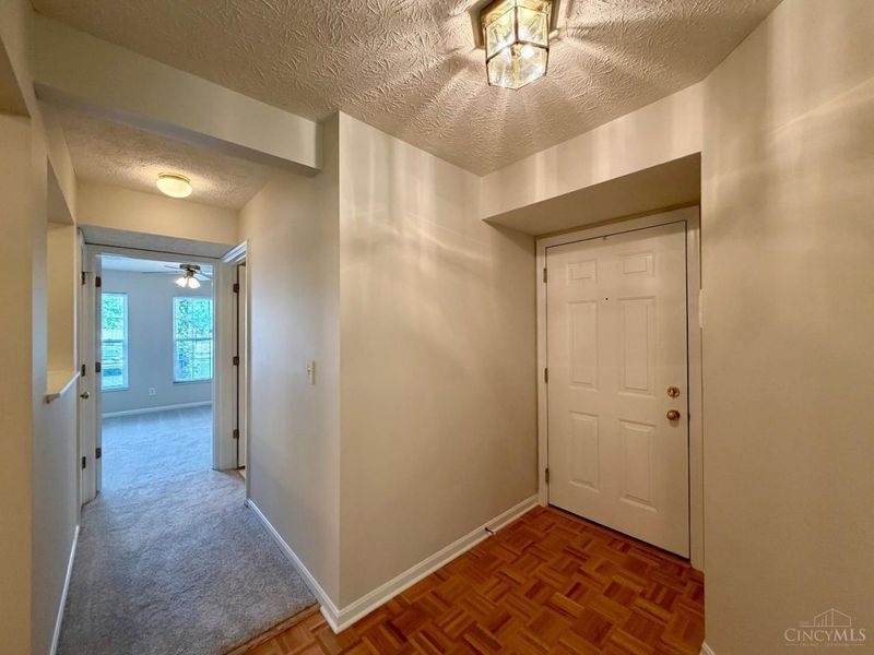 9941 Edgewood Lane, Unit 12B, Sharonville, OH 45241 Photo 8
