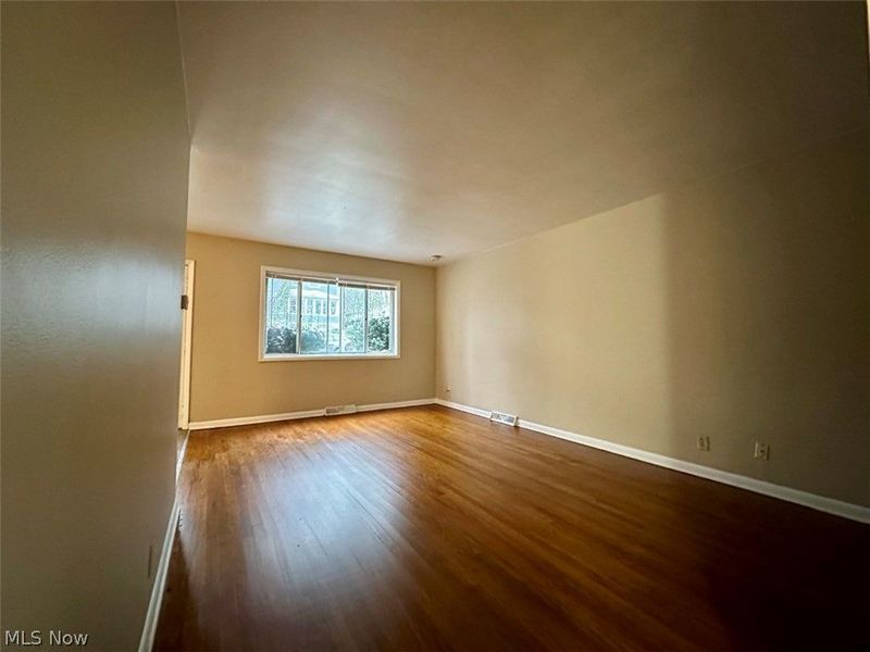 469 Kathleen Street , Akron, OH 44303 Photo 9