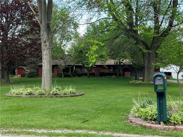 11806 Arlington Road , Berlin Heights, OH 44814