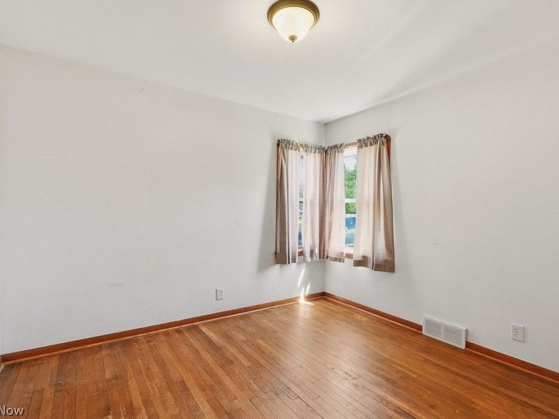125 Meadowlane Road, Seven Hills, OH 44131 Photo 19