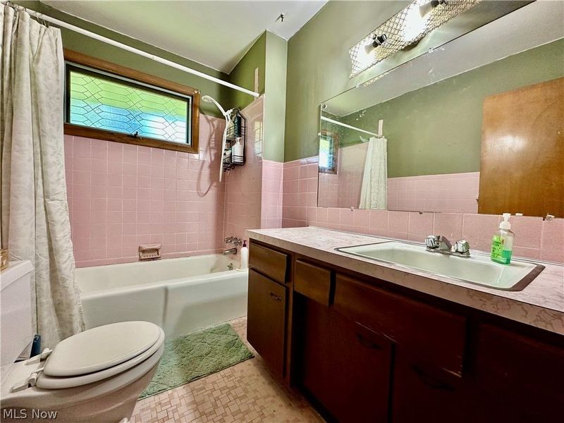99 Greenridge Drive, Geneva, OH 44041 Photo 17