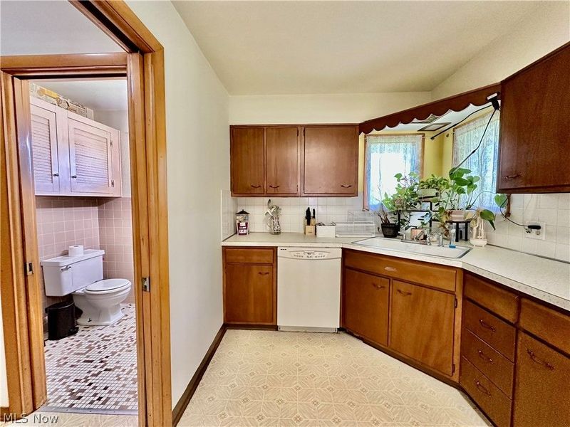 99 Greenridge Drive, Geneva, OH 44041 Photo 24