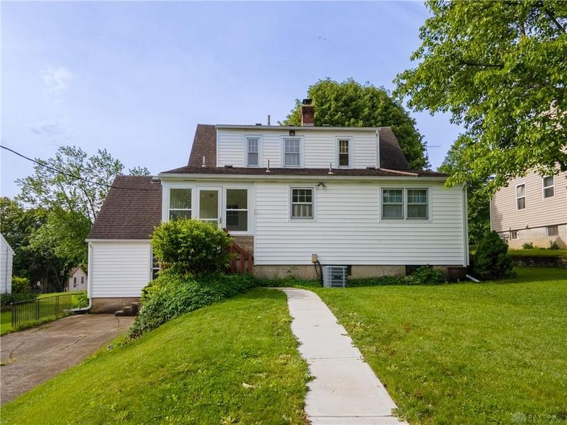 126 Parkwood Drive, West Milton, OH 45383 Photo 6