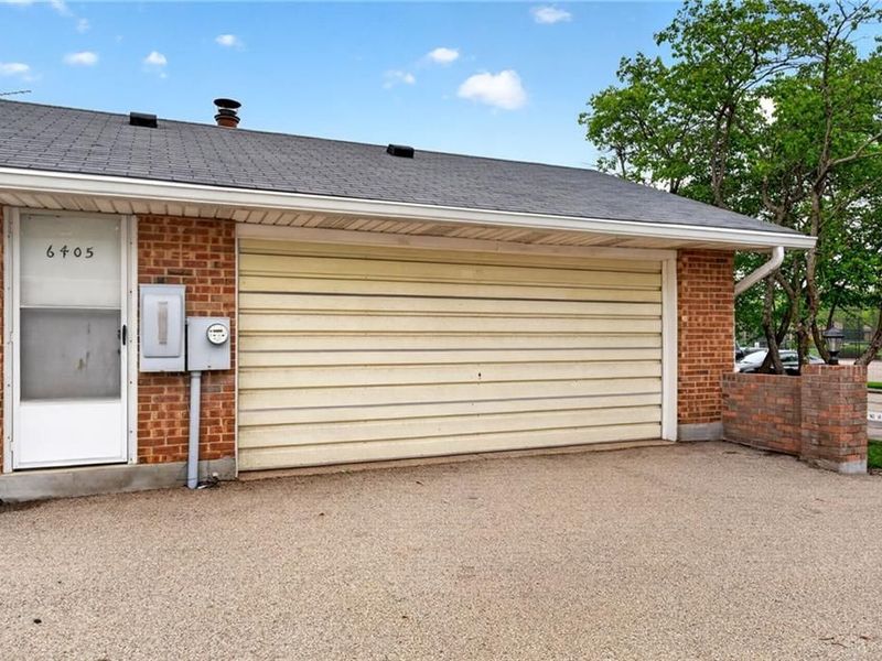 6405 Little John Circle, Centerville, OH 45459 Photo 2
