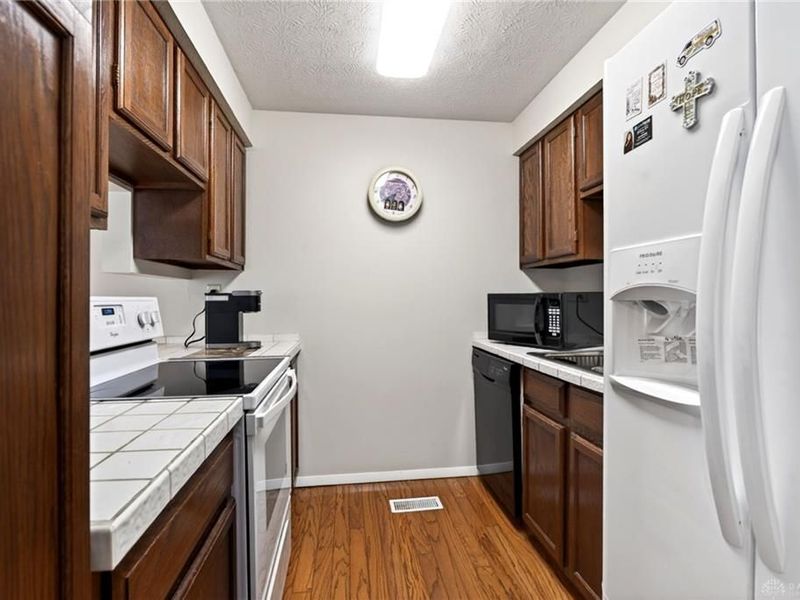 6405 Little John Circle, Centerville, OH 45459 Photo 7