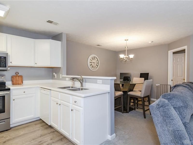 2640 Netherland Drive, Unit 103, Beavercreek, OH 45431 Photo 12