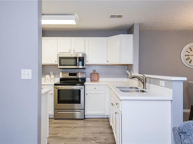 2640 Netherland Drive, Unit 103, Beavercreek, OH 45431 Photo 13