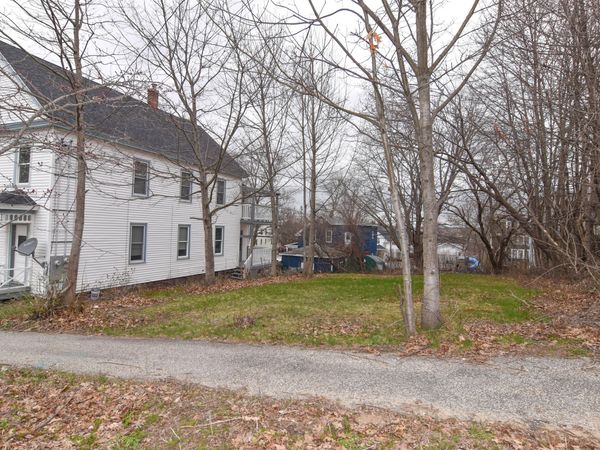 86A Fourth Street, Auburn, ME 04210