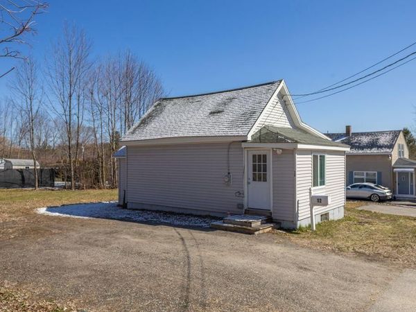 12 Louise Street , Auburn, ME 04210
