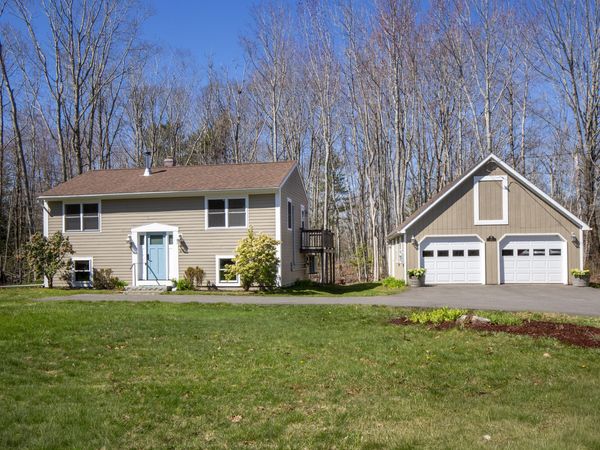 29 Oak Run, Owls Head, ME 04854