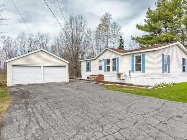 43 Main Street, Corinth, ME 04427