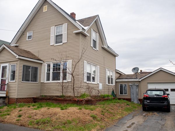 25 Katahdin Avenue , Millinocket, ME 04462