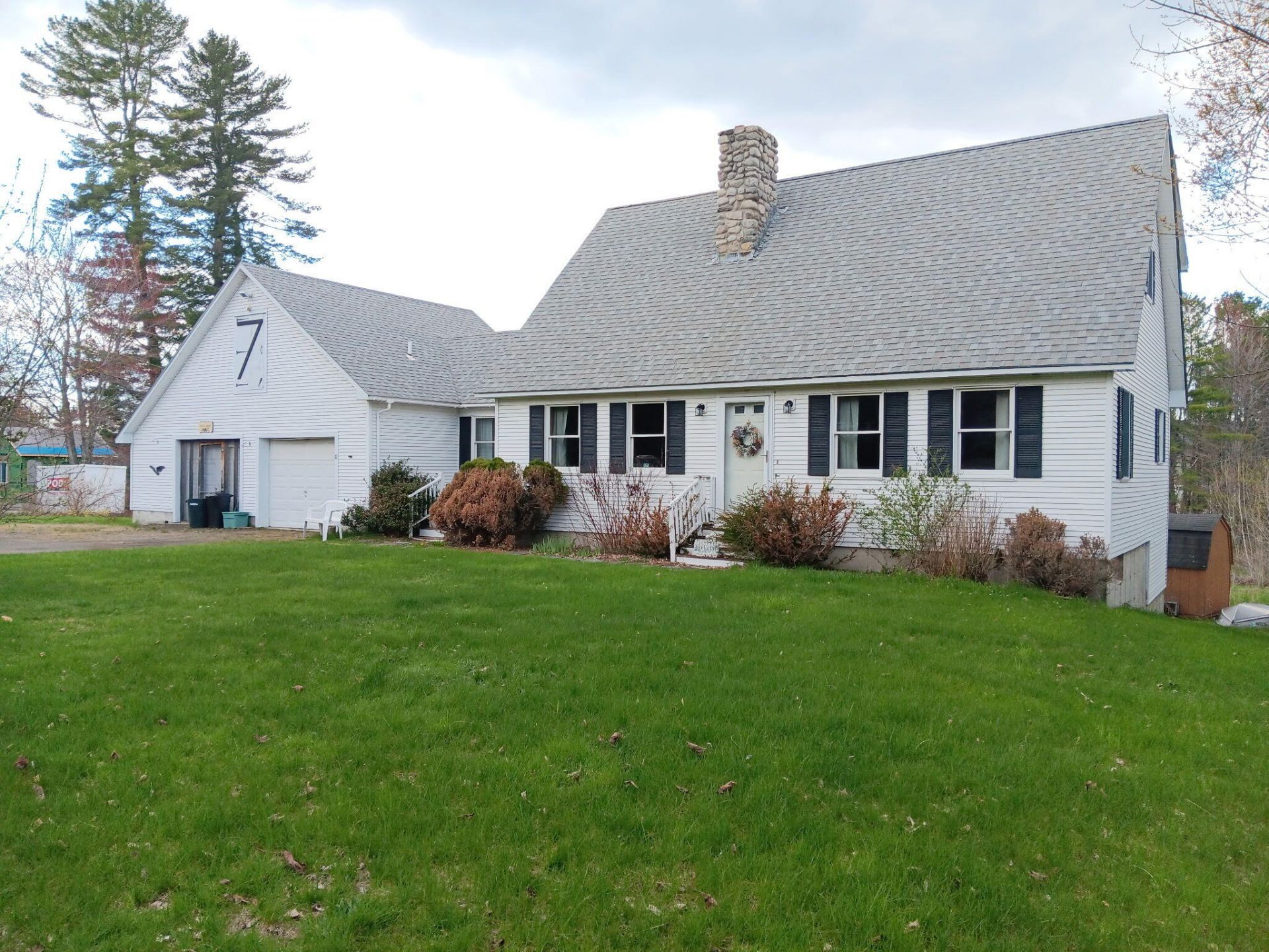 11 Lakeshore Drive, Belgrade, ME 04918 Main Photo