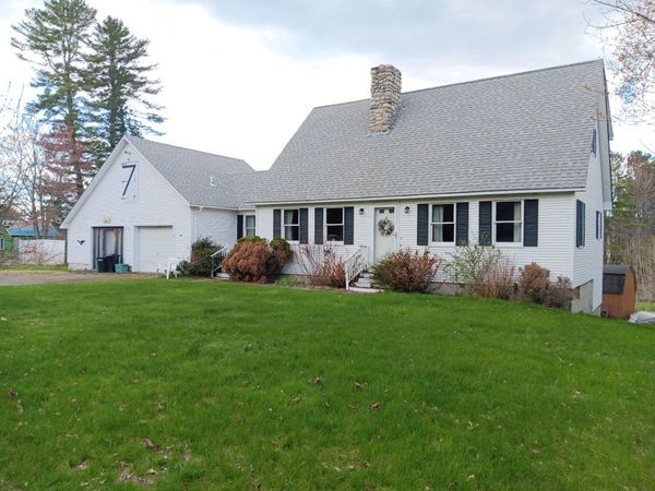 11 Lakeshore Drive , Belgrade, ME 04918