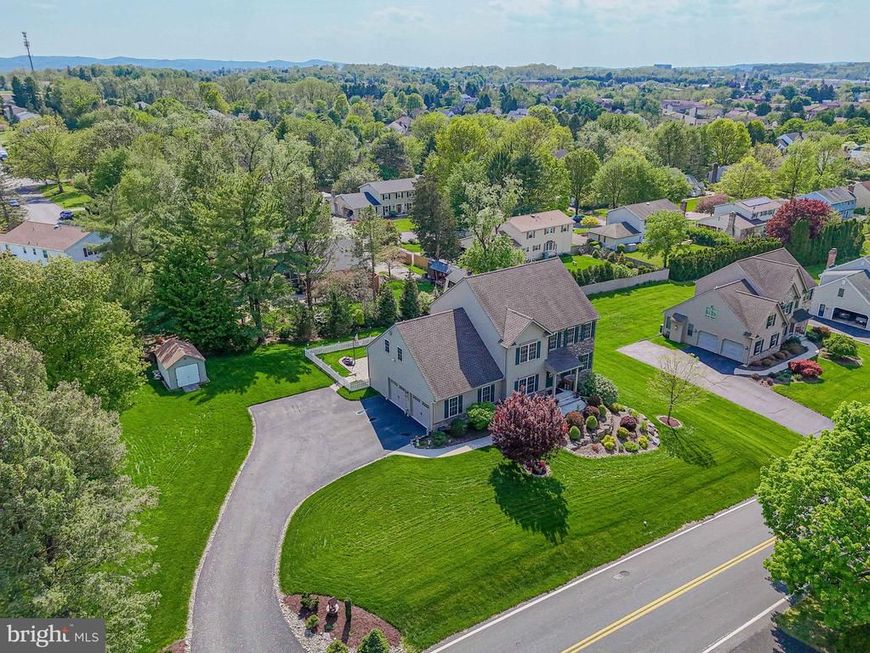 1050 Kressler Road, Allentown, PA 18103 Main Photo