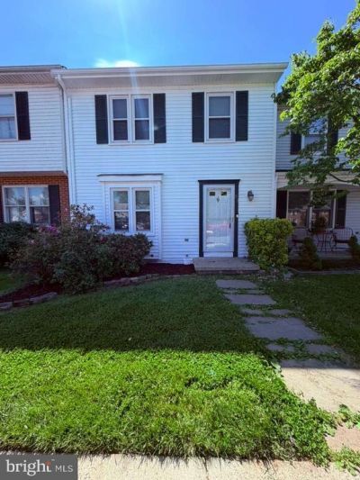 33 Park Place, Lovettsville, VA 20180 Main Photo