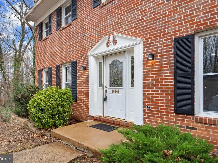 16048 Fairway Drive , Dumfries, VA 22025 Main Photo