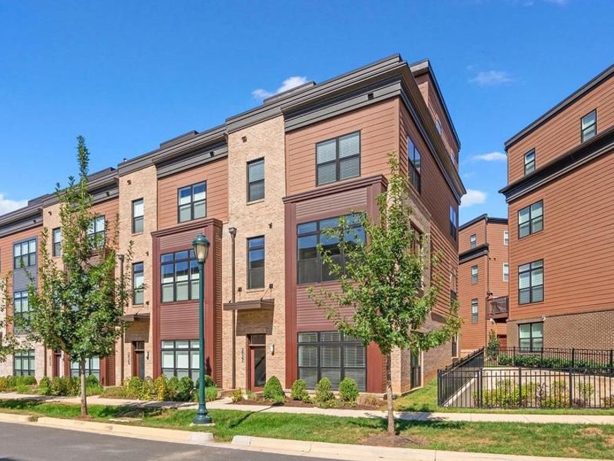 3927 Cranes Bill Court, Rockville, MD 20852 Main Photo