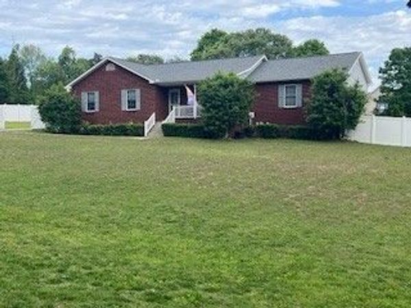1134 Pardue Rd , Ashland City, TN 37015
