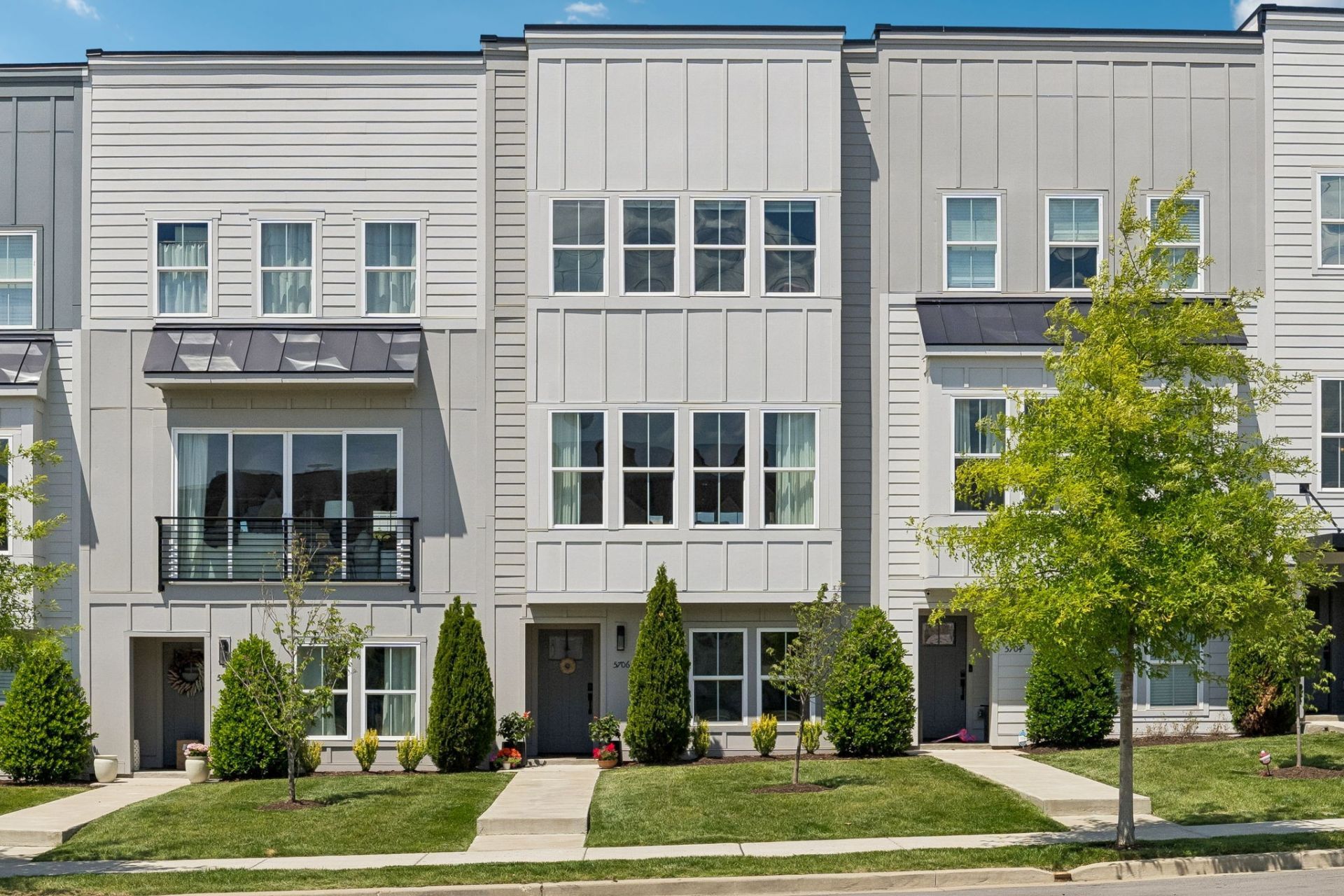 5706 California Ave, Nashville, TN 37209 Main Photo