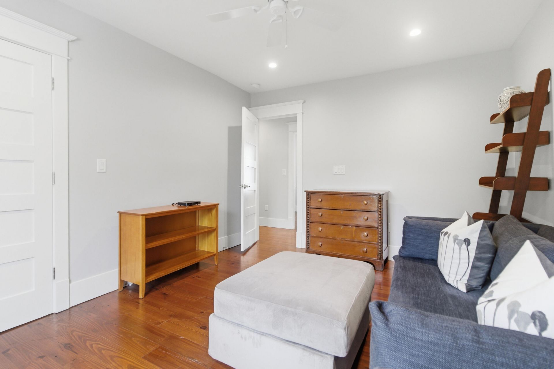 68 Poplar Street Photo 31