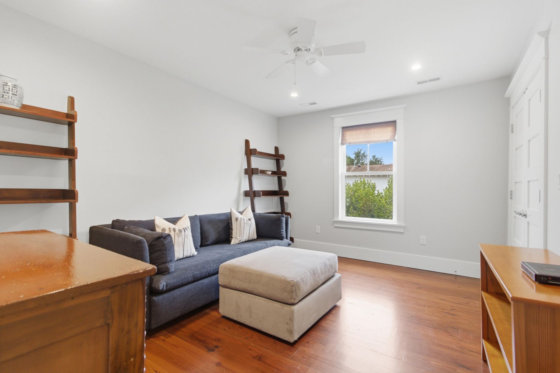 68 Poplar Street Photo 32