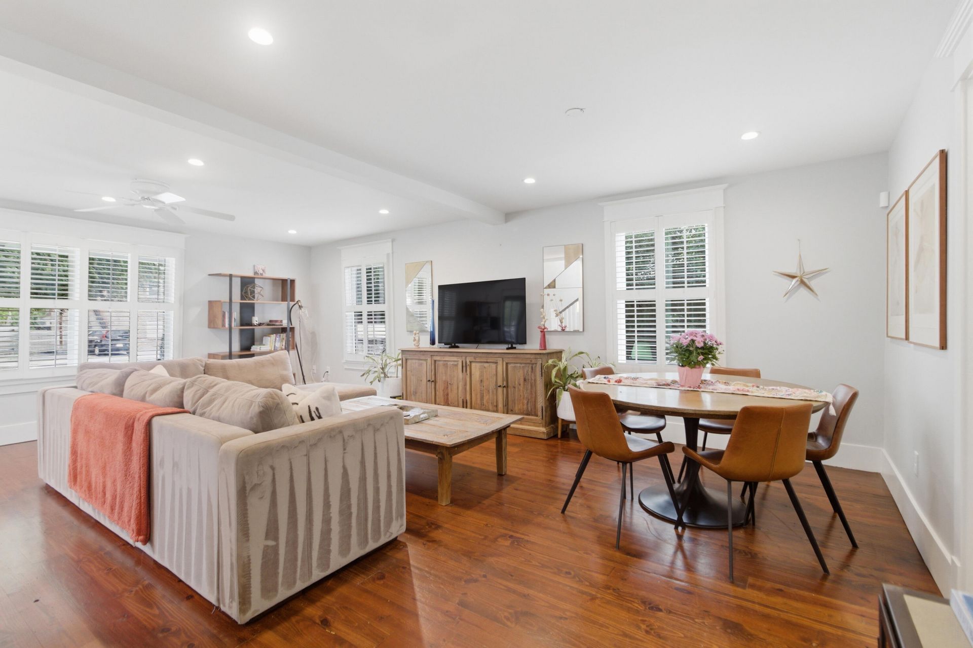 68 Poplar Street Photo 8