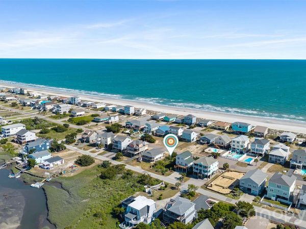 1714 Dolphin Drive W, Oak Island, NC 28465