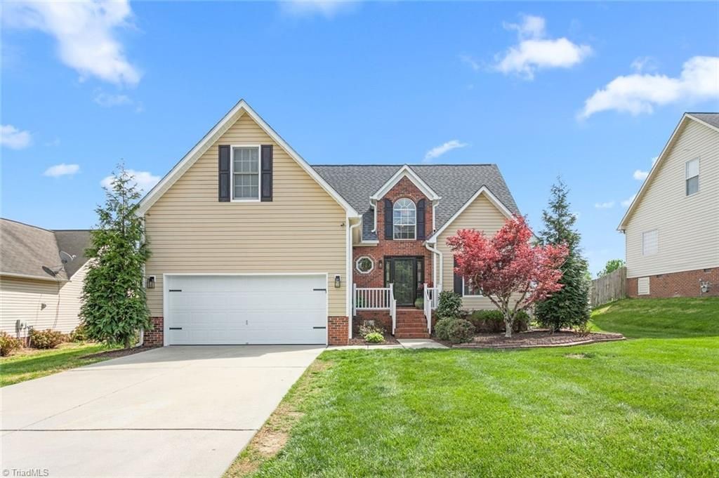 108 Brightleaf Court, Archdale, NC 27263 Main Photo